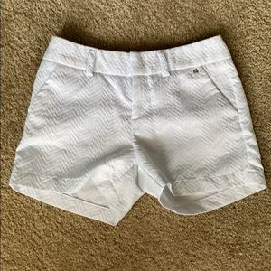 Calvin Klein White Shorts Size 2 | Style: rn#36543